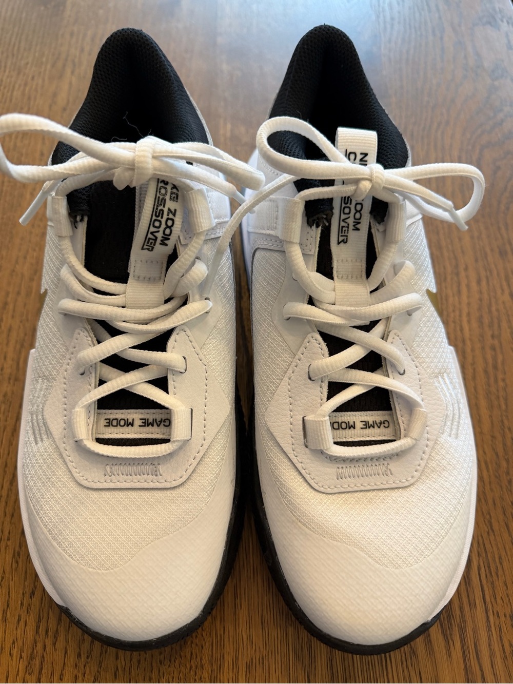 Nike White and Black Zoom Game Mode Sneakers